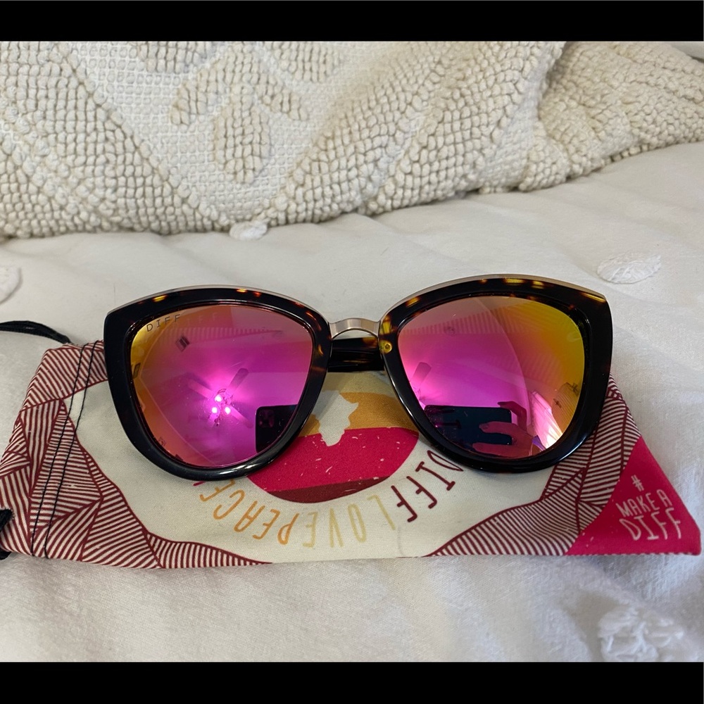 Diff eyewear mirrored sunglasses